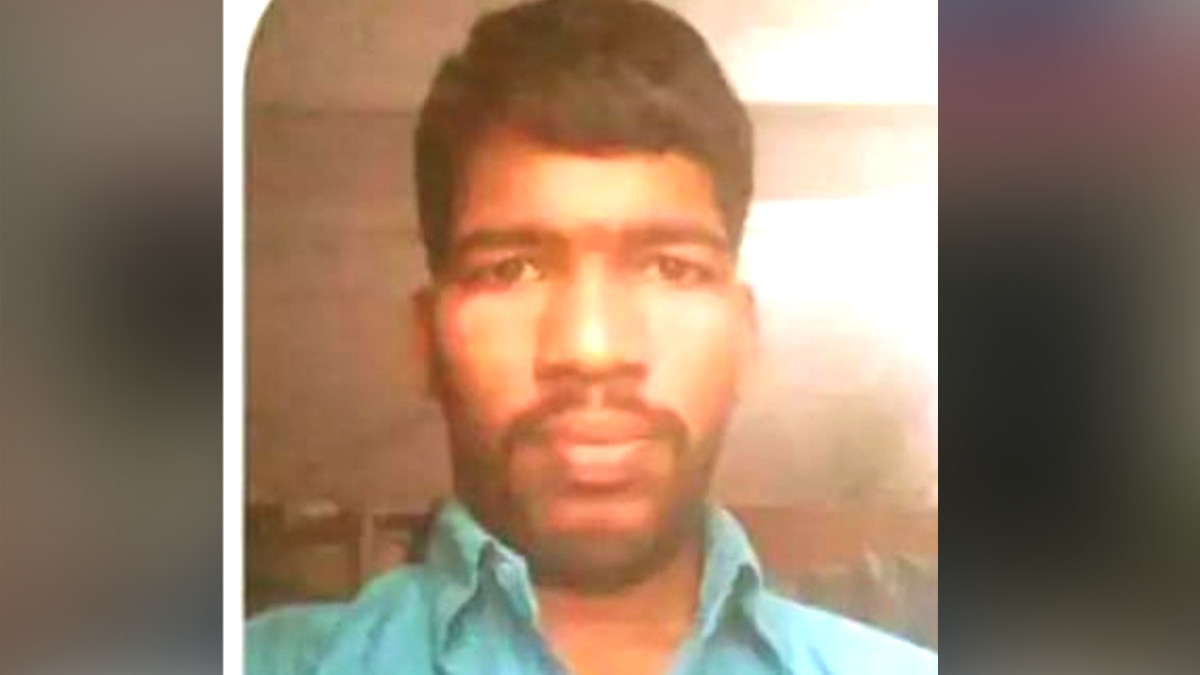 पत्नी के तलाक न देने पर पति ने वांटेड लिख सार्वजनिक स्थानों पर लगाये पत्नी के पोस्टर