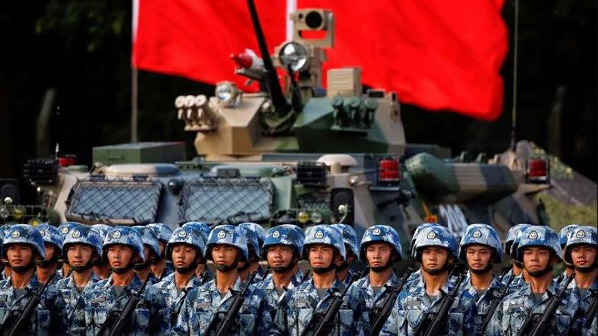 किसको दम दिखा रहा है चीन? 