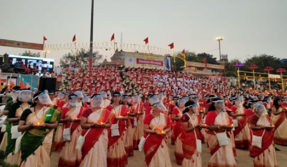 1000 महिलाओं ने किया शिव तांडव का पाठ