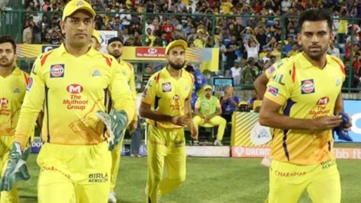 ms dhoni smashes 114m six