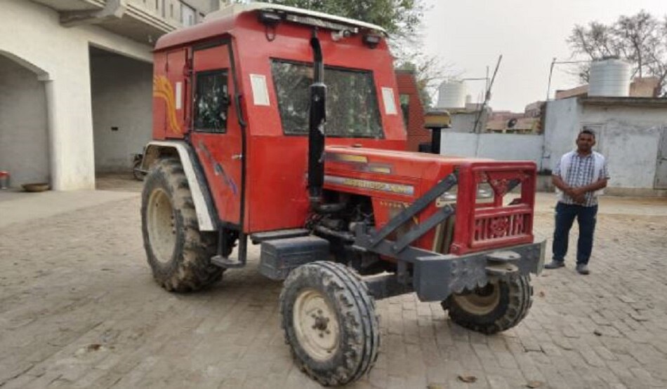 बुलेट प्रूफ ट्रैक्टर