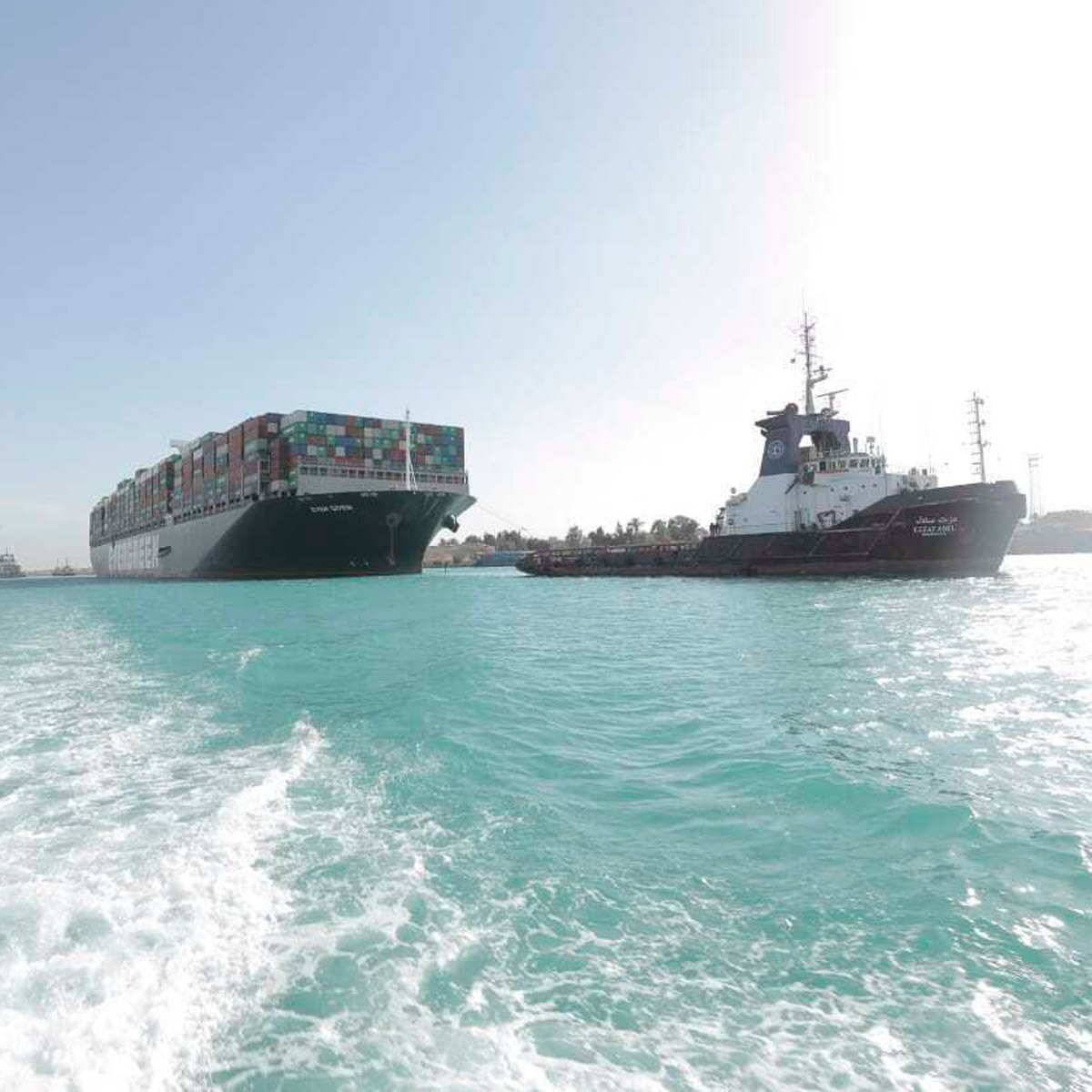 suez canal ship stuck update
