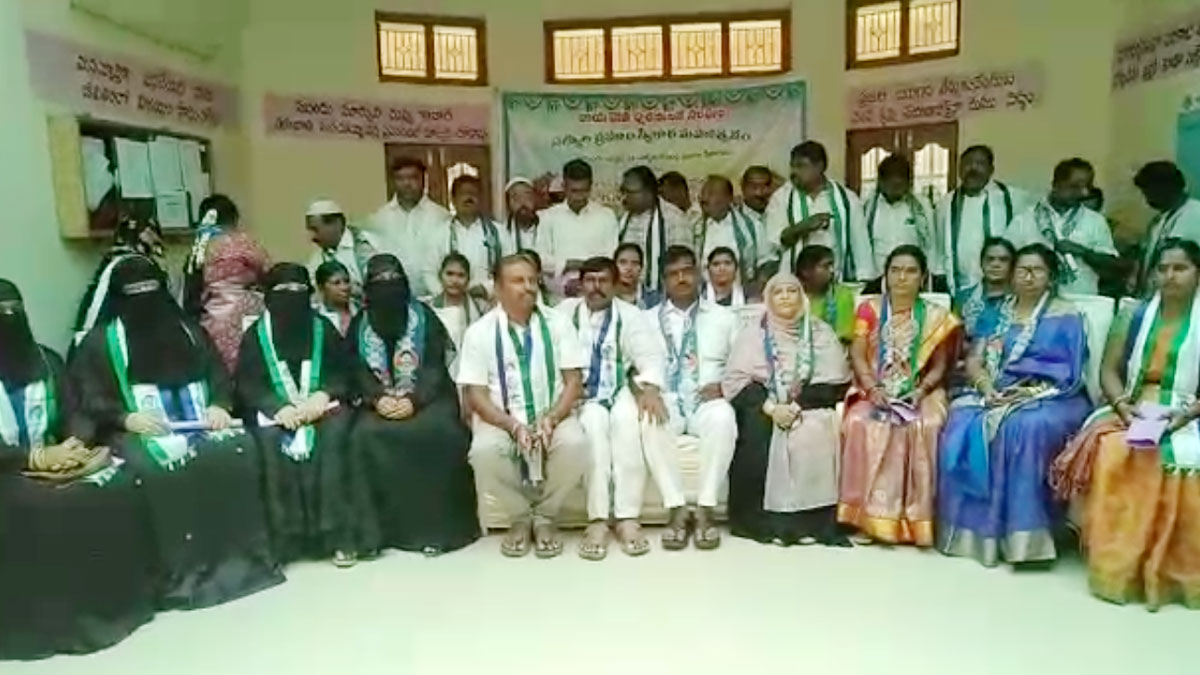 सब्जी बेचने वाला बना म्युनिसिपलिटी का चेयरमैन (फोटो- आशीष पांडेय)