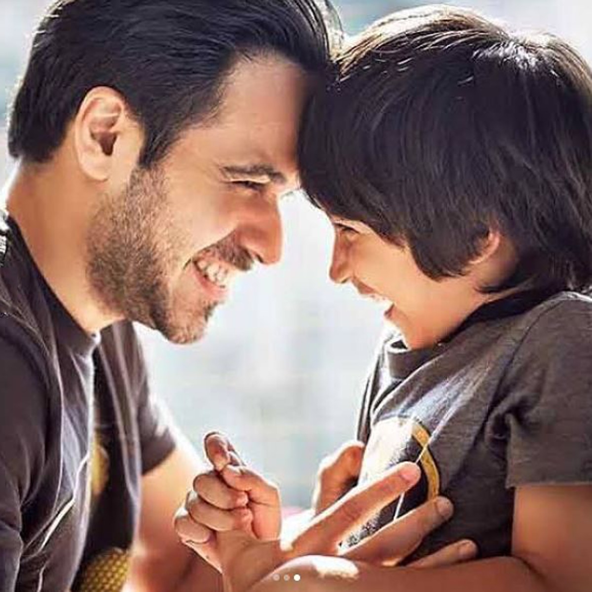 बेटे संग इमरान हाशमी