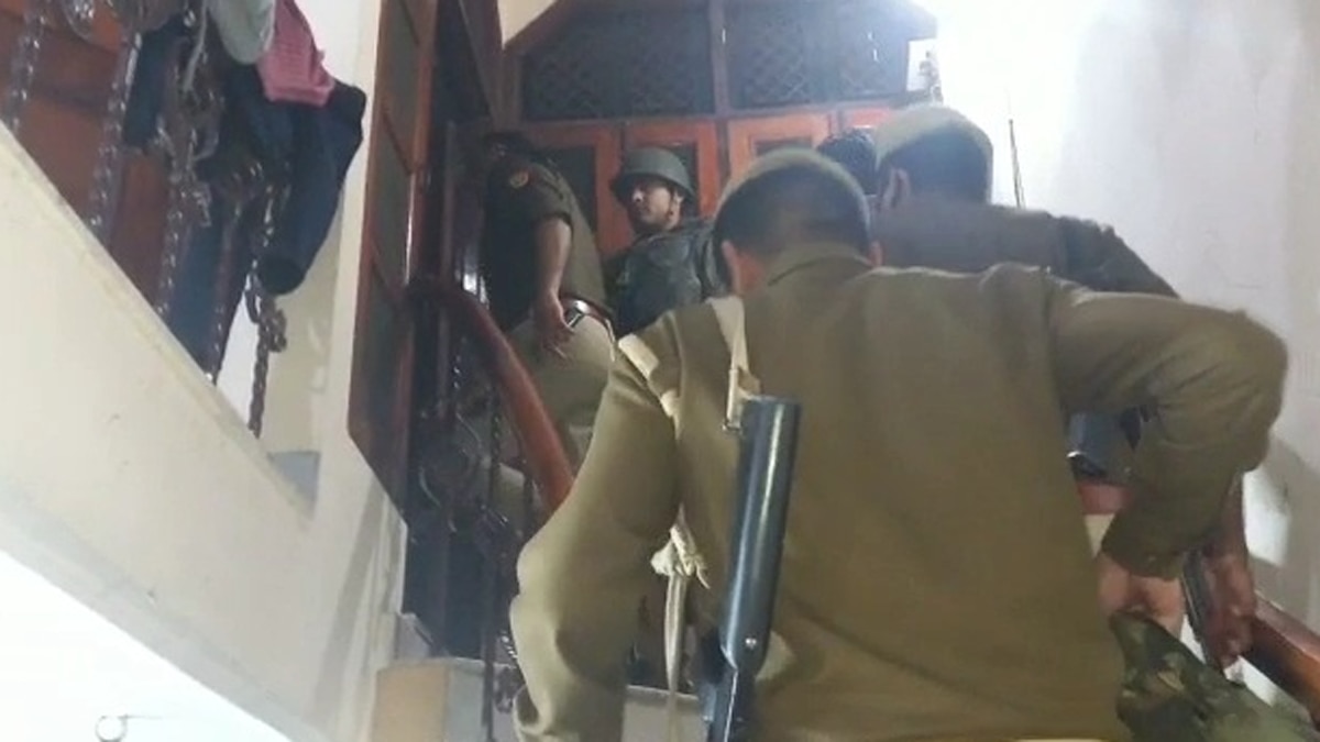  बेटे ने पिता पर गोली चलाई