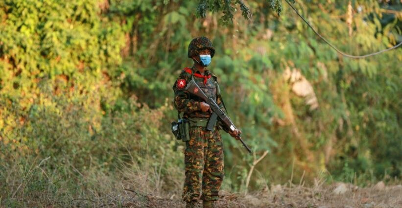 सेना ने प्रदर्शनकारी के सिर में मारी गोली