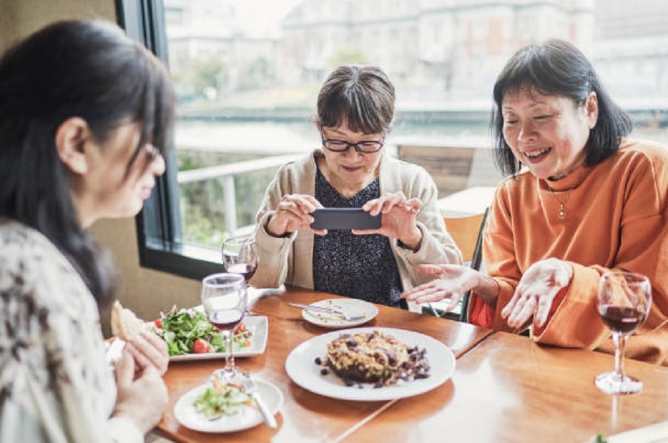 क्या कहता है सर्वे