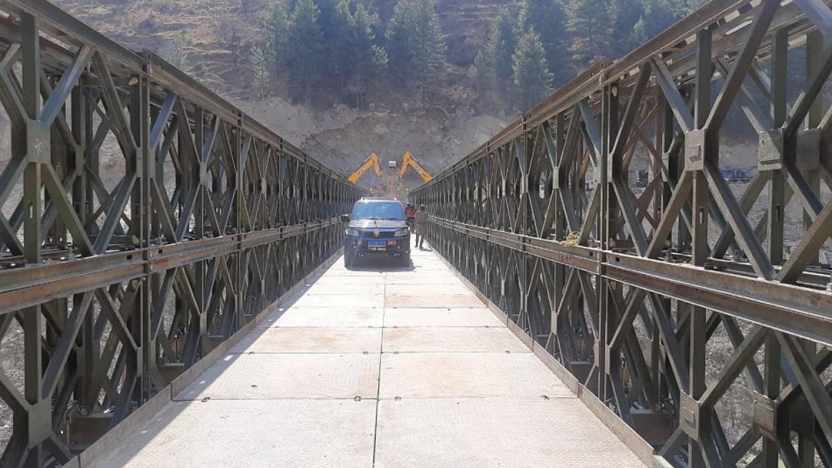  8 दिन में पुल बनकर तैयार