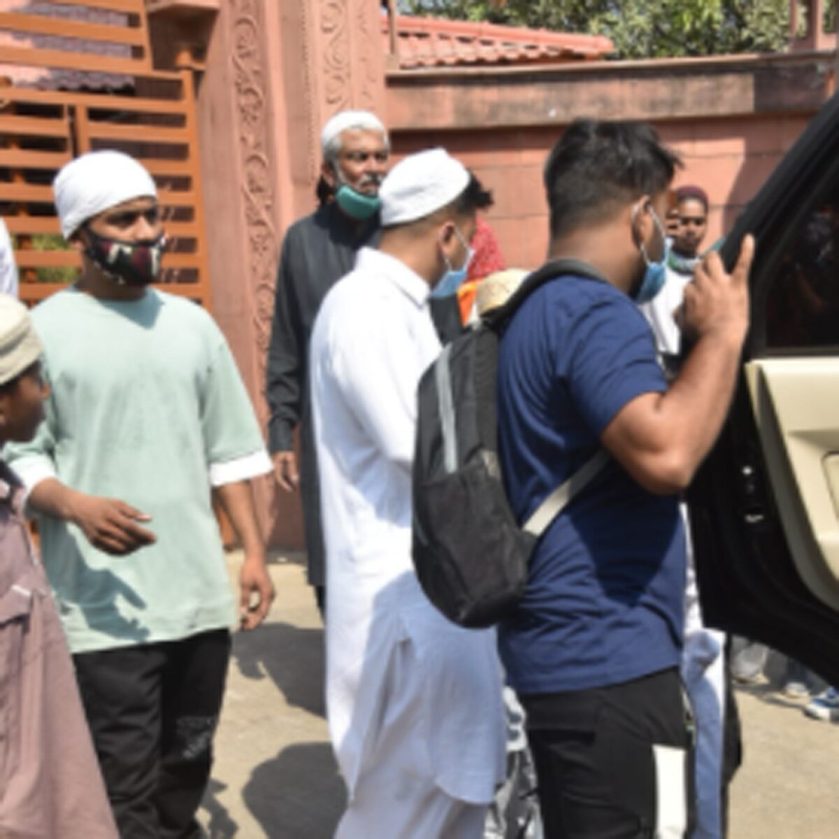 गौहर के पिता को अंतिम विदाई