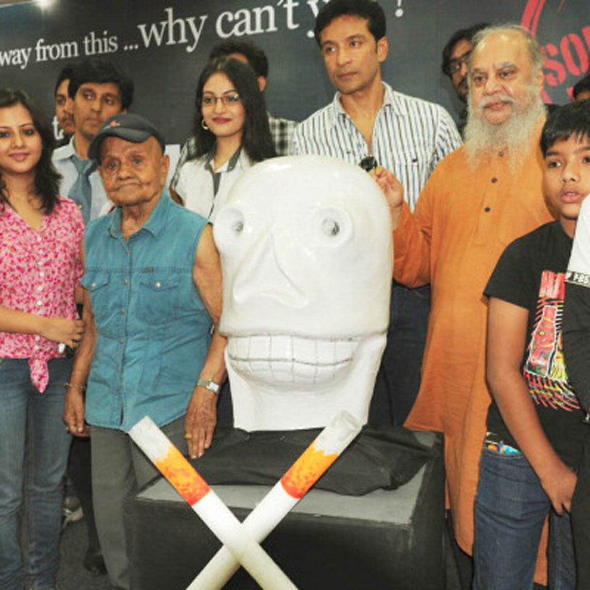 मनोहर आइच