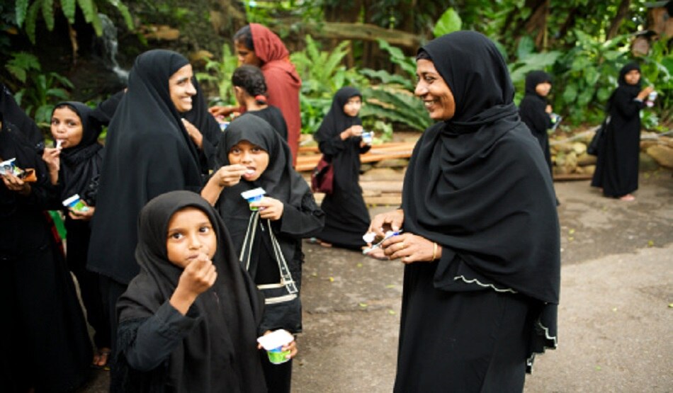 महिलाओं के बुर्का पहनने पर प्रतिबंध