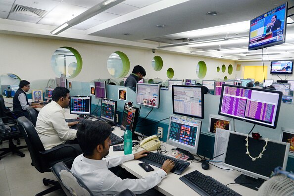 3 नवंबर 2020 से लगातार तेजी