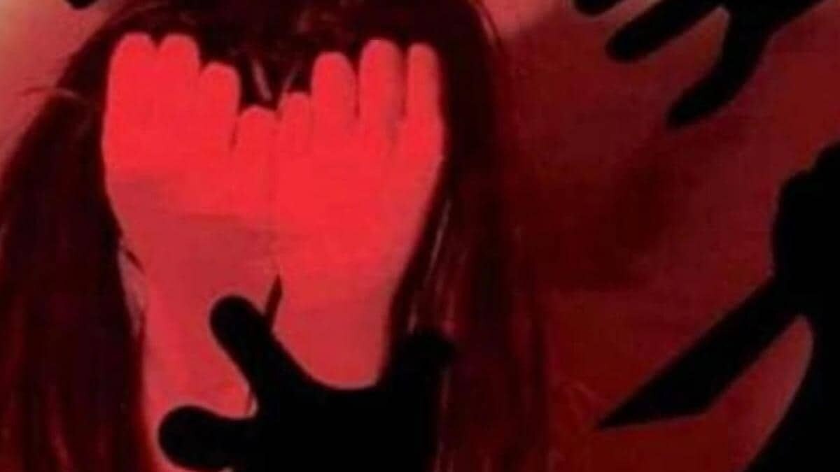 जमानत पर छूटा रेप आरोपी पीड़िता को जलाया