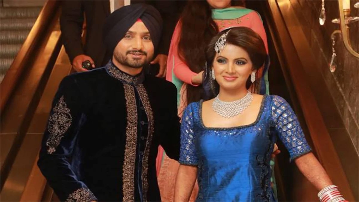 harbhajan singh wife geeta basra pregnant