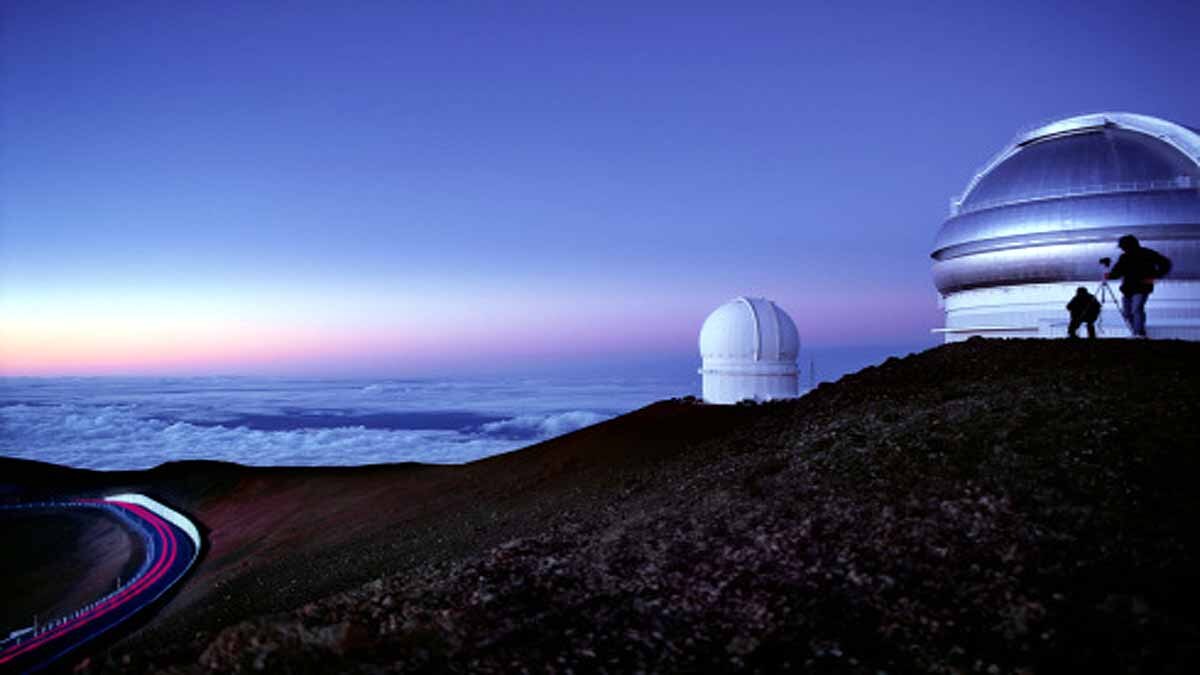 Rare Red Sprite Blue Jet Above Hawaii 