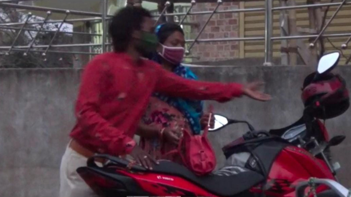 महिला पुलिस अधिकारी अमानवीय बर्ताव करने के आरोप में निलंबित