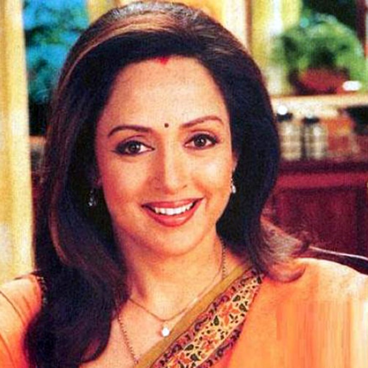 हेमा मालिनी 