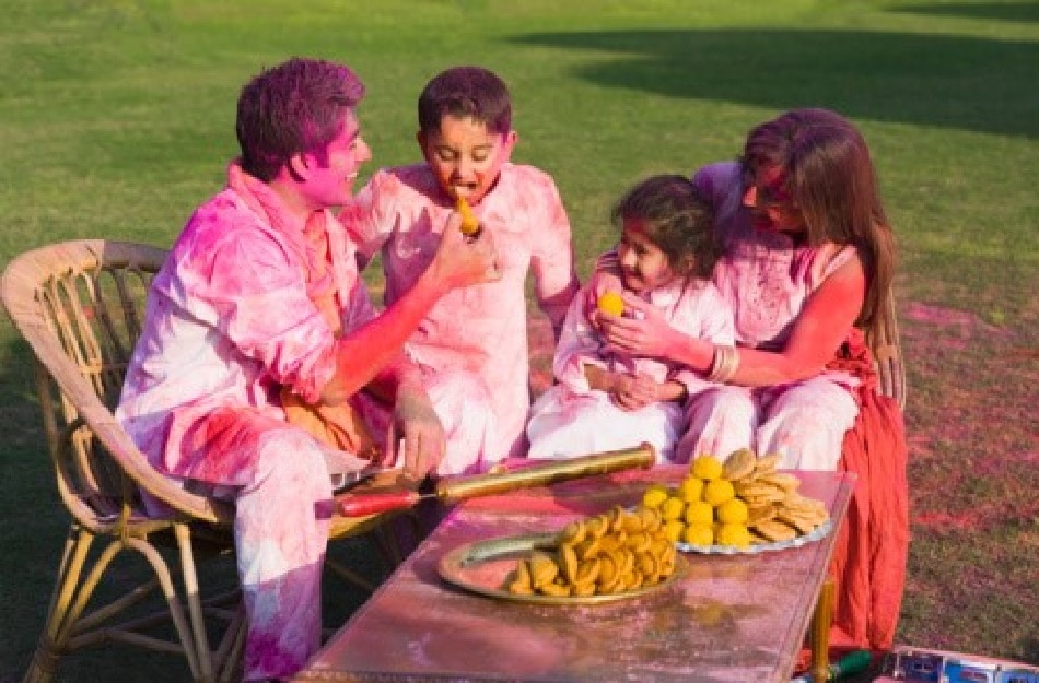 गुझिया बनाने के लिए कैसे करें खोए की पहचान?