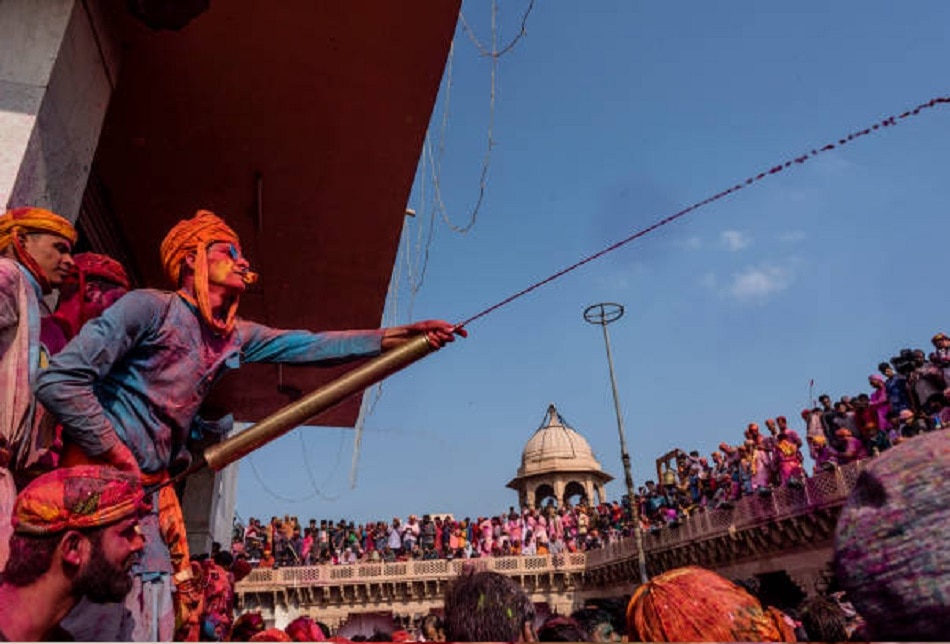 होली पर कोरोना से सावधान 3