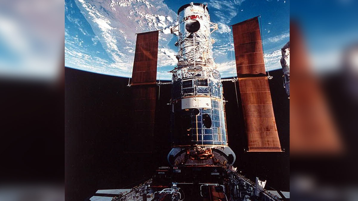Hubble Telescope Enters in Safe Mode