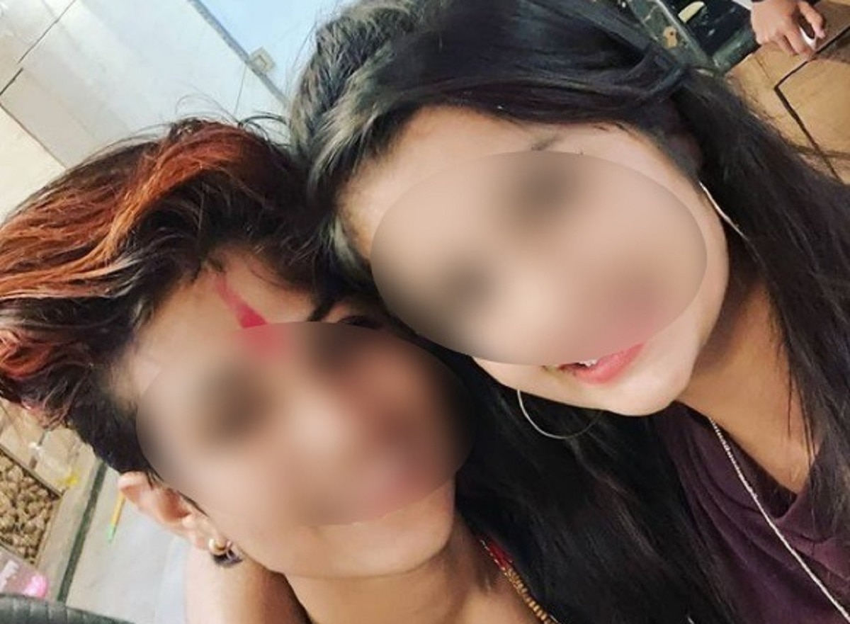 लड़की कोचिंग से भगा ले गई अपनी गर्लफ्रेंड