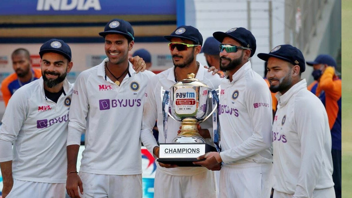 joe root and ben stokes congratulate team india