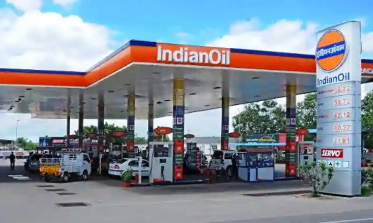 पेट्रोल पर ऐसे लगता है टैक्स   