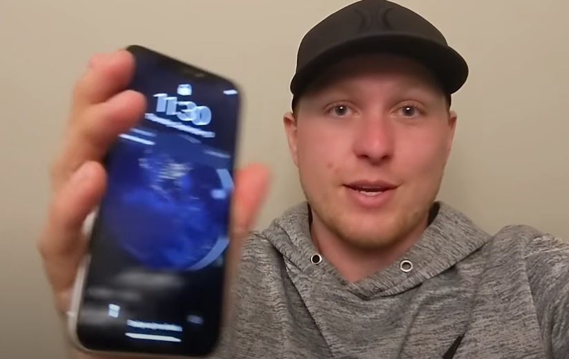 iPhone 11 under water