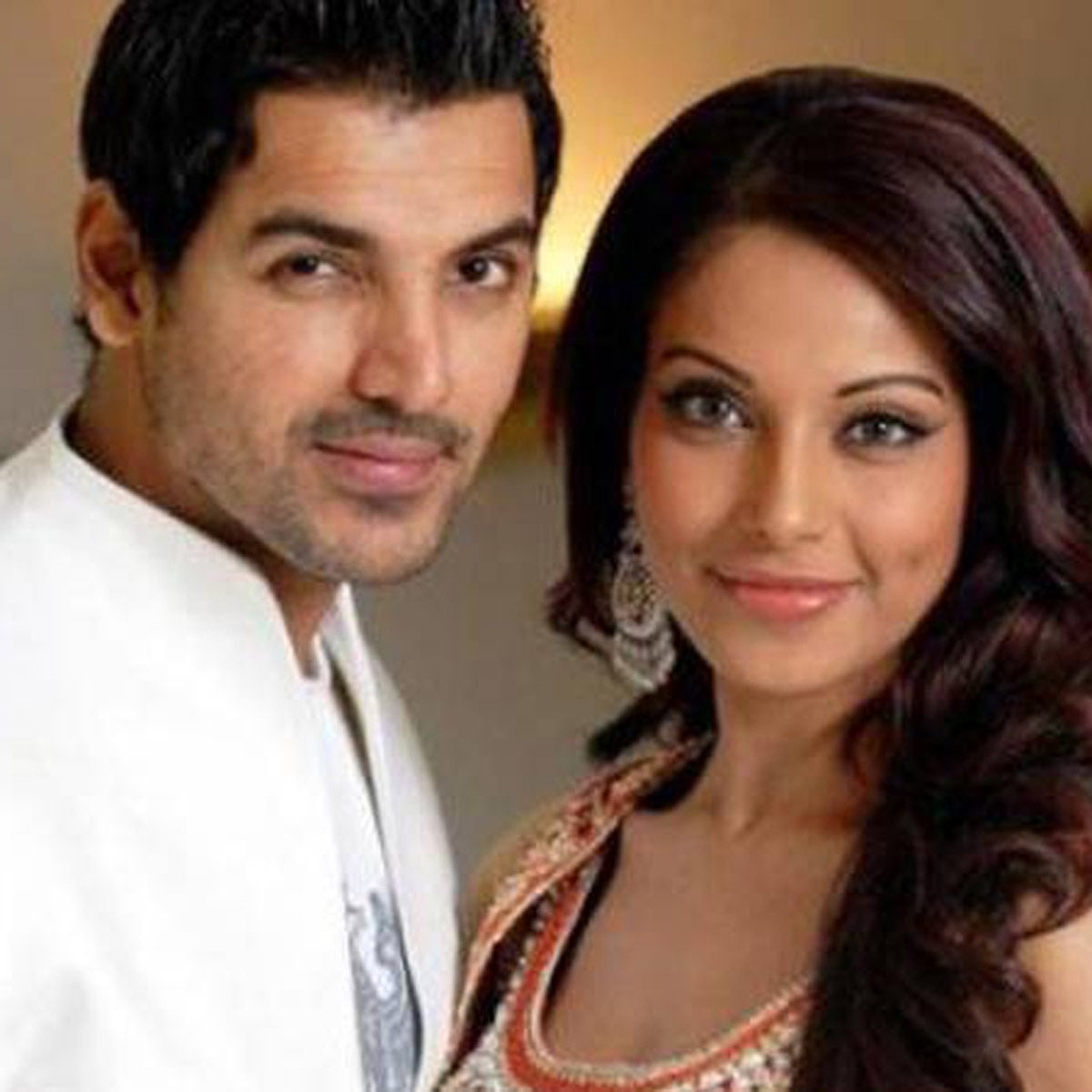 जॉन अब्राहम, बिपाशा बसु 