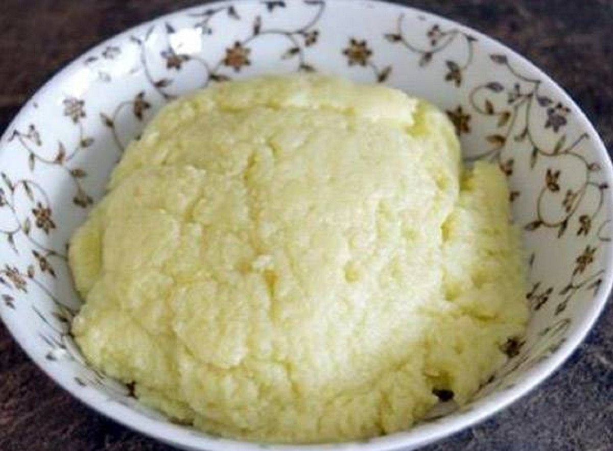 गुझिया बनाने के लिए कैसे करें खोए की पहचान?