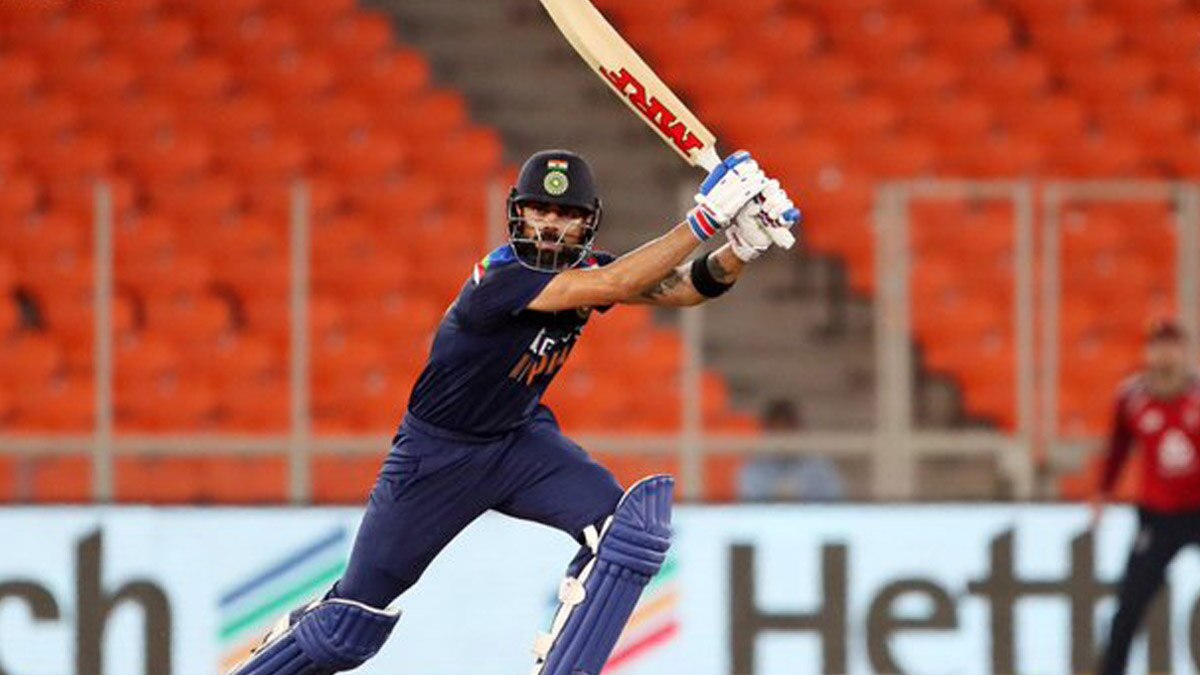 virat kohli completes 10000 runs batting at number 3