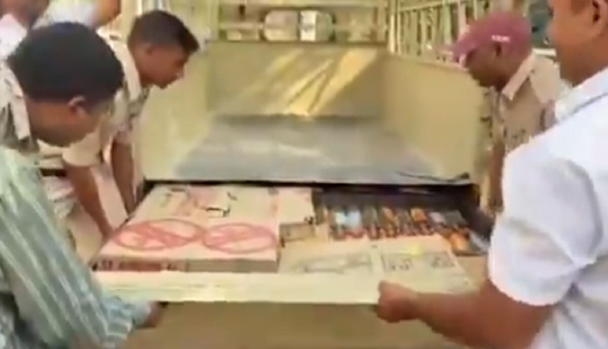 शराब तस्करी का चौंकाने वाला तरीका