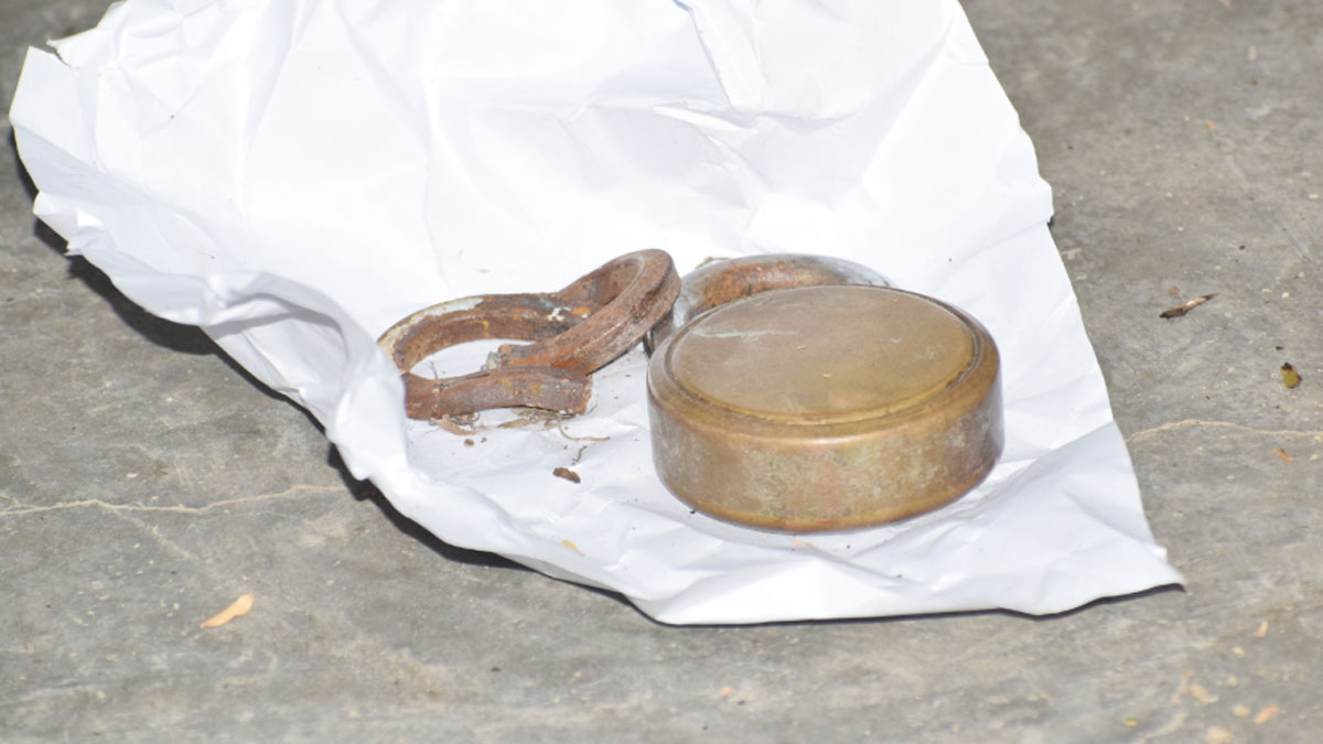  खनिज कारोबारी के फॉर्म हाउस से करोड़ों की चोरी 