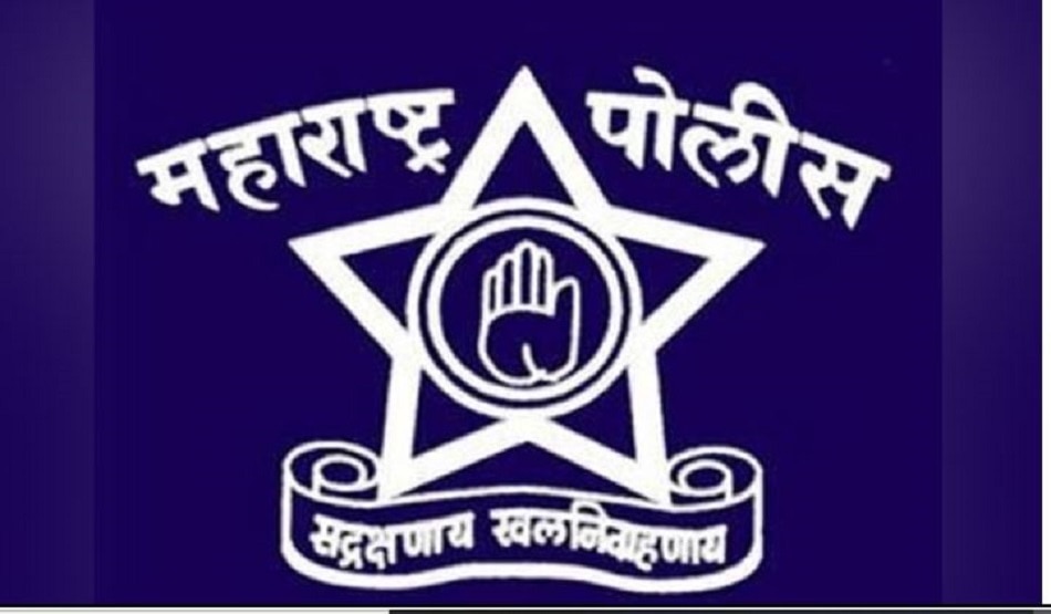 वार्ड बॉय ने की छेड़छाड़