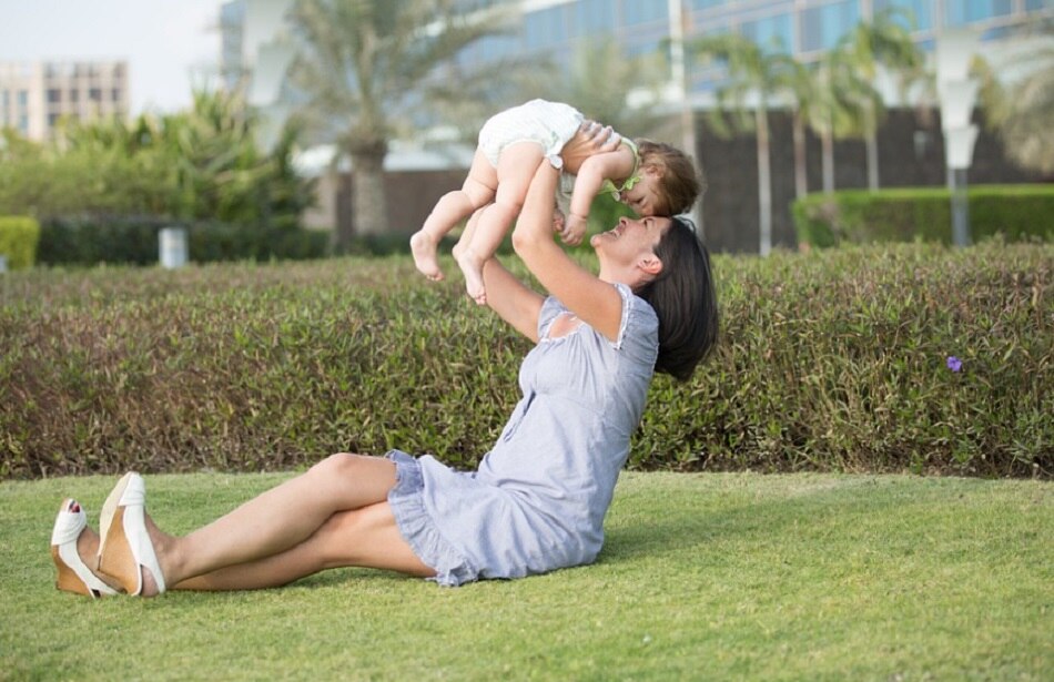 सेरोगेट मदर 10