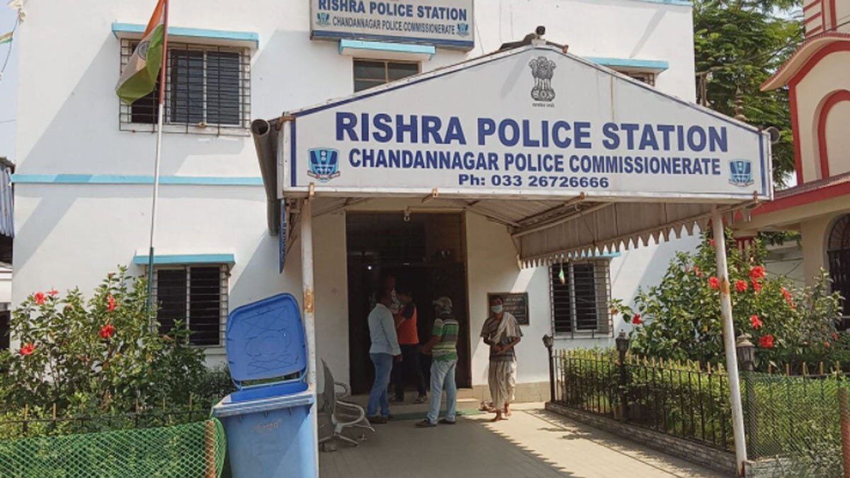 हत्या के तीन आरोपी गिरफ्तार (फोटो-भोलानाथ साह)