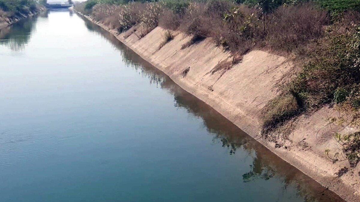 शादीशुदा प्रेम‍ी से म‍िलने प्रेम‍िका पहुंची तो सामने आ गई पत्नी, व‍िवाद के बाद पत‍ि-पत्नी ने म‍िलकर कर दी हत्या