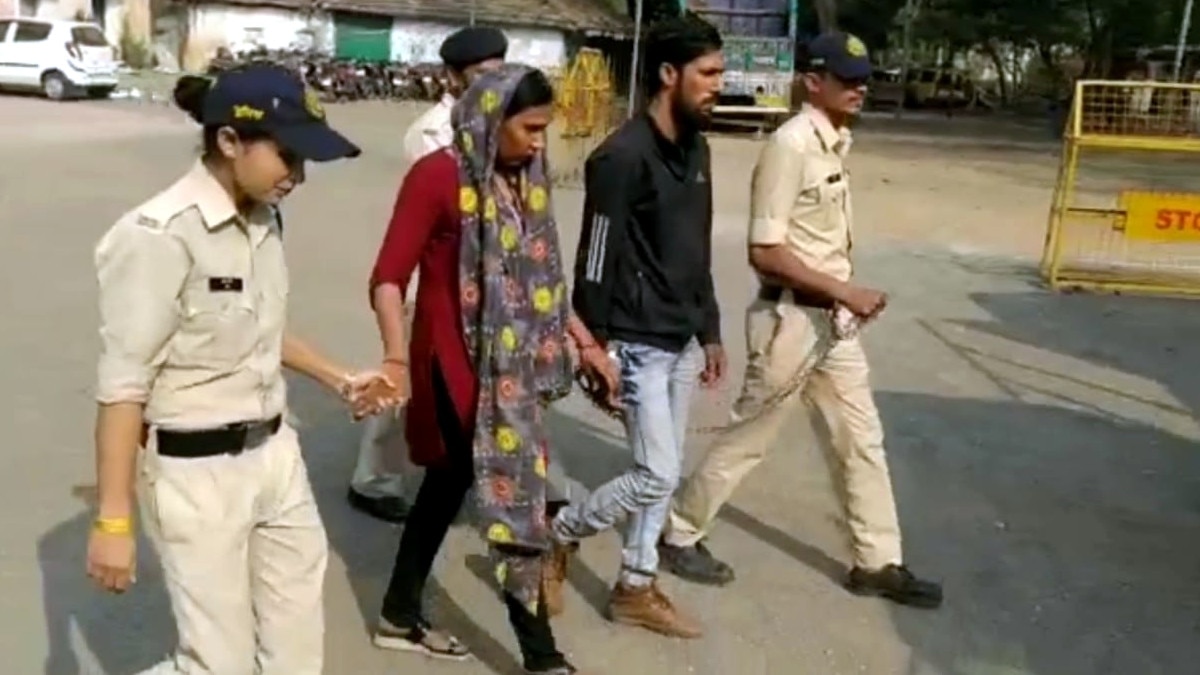 शादीशुदा प्रेम‍ी से म‍िलने प्रेम‍िका पहुंची तो सामने आ गई पत्नी, व‍िवाद के बाद पत‍ि-पत्नी ने म‍िलकर कर दी हत्या