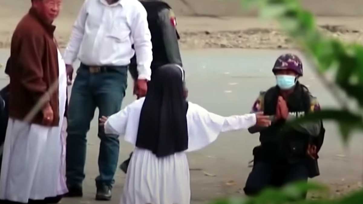 Myanmar Nun Kneels said Spare the kids Kill me