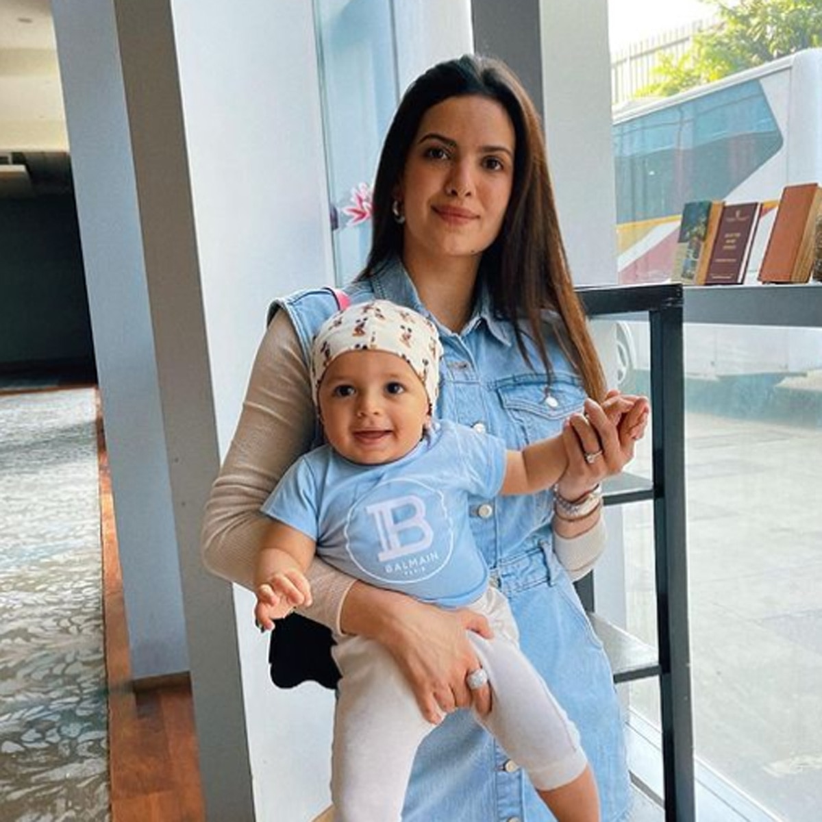 नताशा स्टानकोव‍िक-बेटा अगस्त्य 