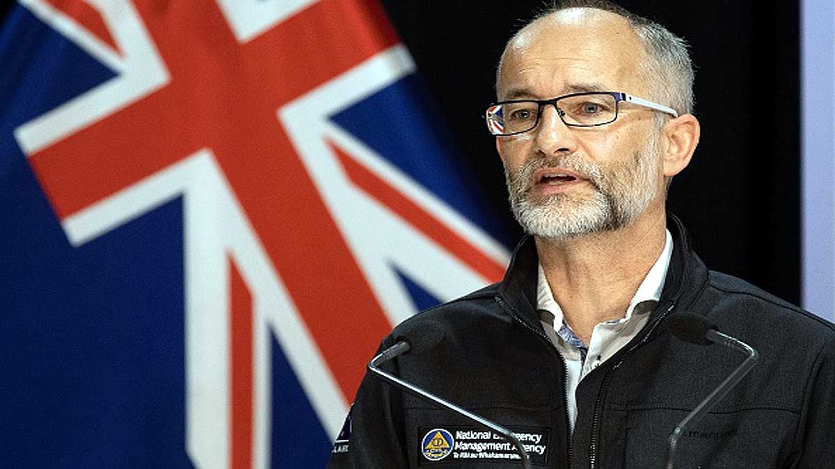 Three Earthquakes New Zealand Tsunami