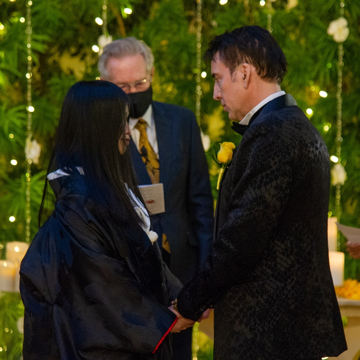 हॉलीवुड एक्टर निकोलस केज और रीको शिबाटा 