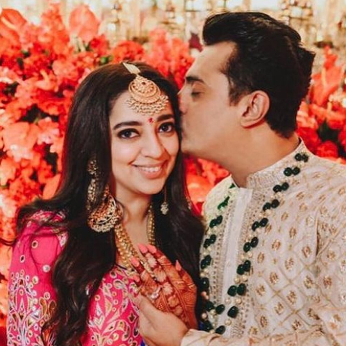 न‍िध‍ि दत्ता-बिनॉय गांधी 