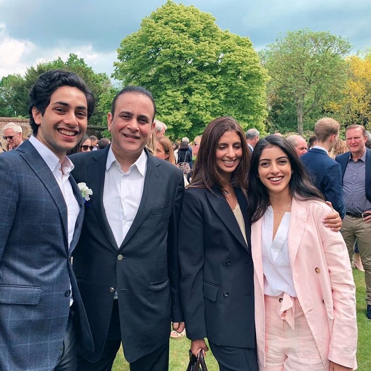 निखिल नंदा