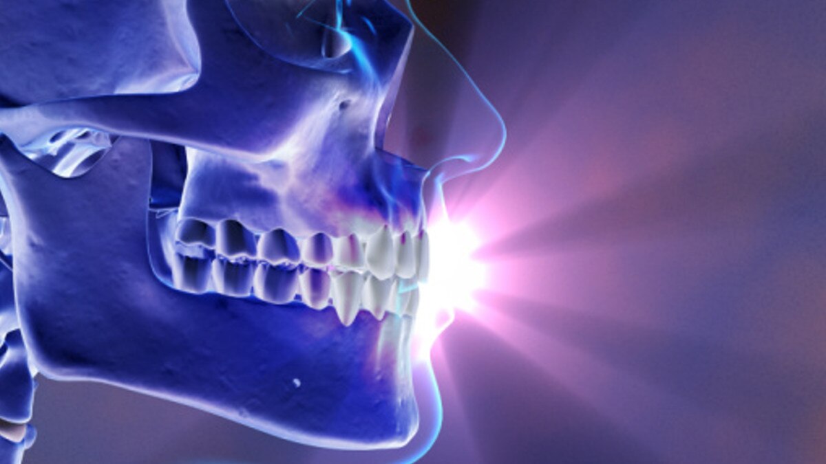 30 साल बाद महिला ने खोला मुंह, खून भरी नसों से भरा हुआ था चेहरा