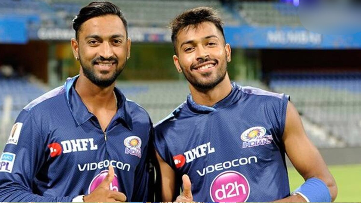 Mumbai Indians unveil their new jersey