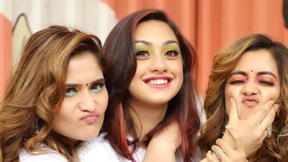 आरती-अबिगेल-टीना