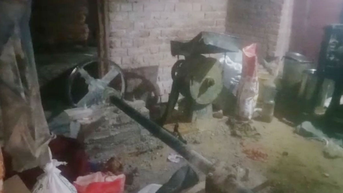 दुपट्टा फंंसने से लड़की की मौत  (फोटो- आशीष श्रीवास्तव)