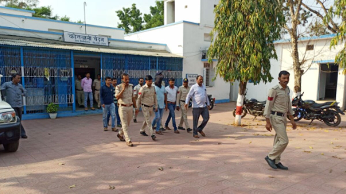 10 सालों से छुपे अपराधी को पुलिस ने ढूंढ निकाला (हरिओम सिंह)