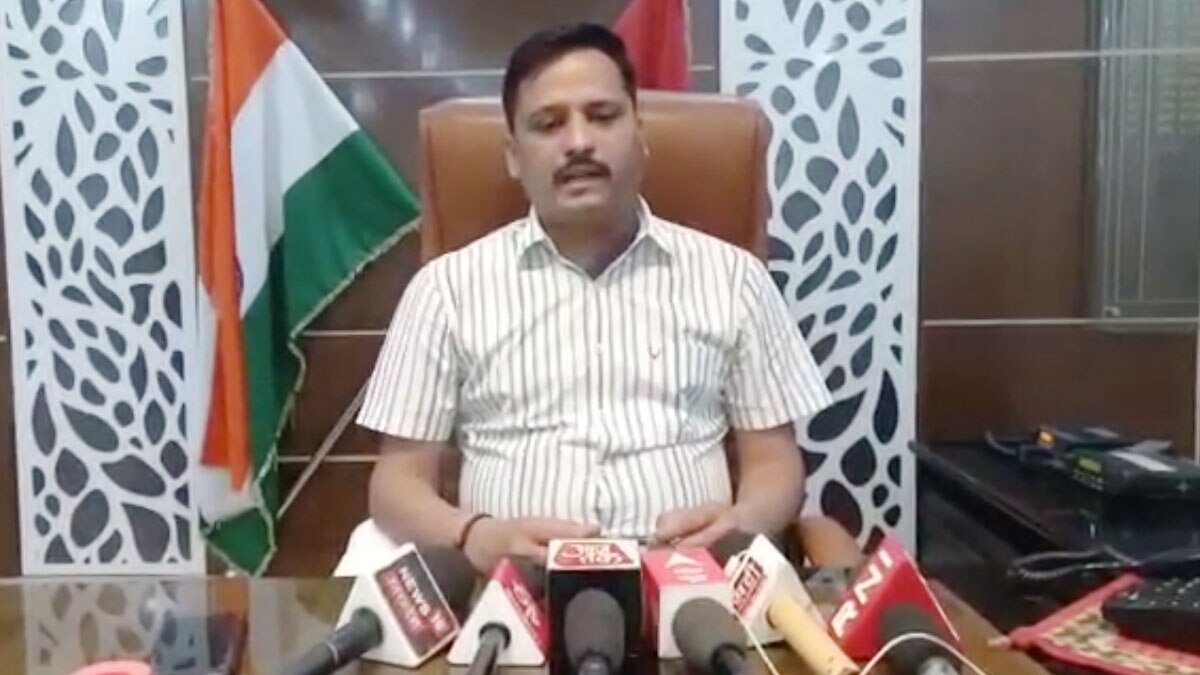 बहन के साथ छेड़छाड़ के विरोध ने दबंगों ने भाई को पीटा